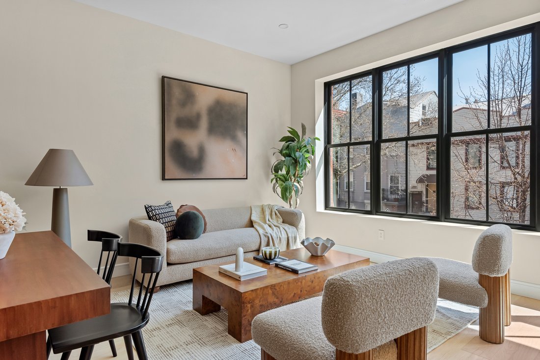 House in New York, New York, United States 4 - 18101533