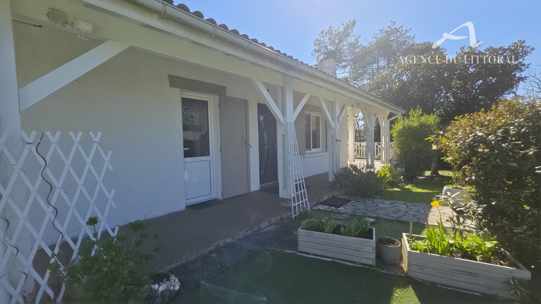 House in Ares, Nouvelle-Aquitaine, France 1 - 17446806