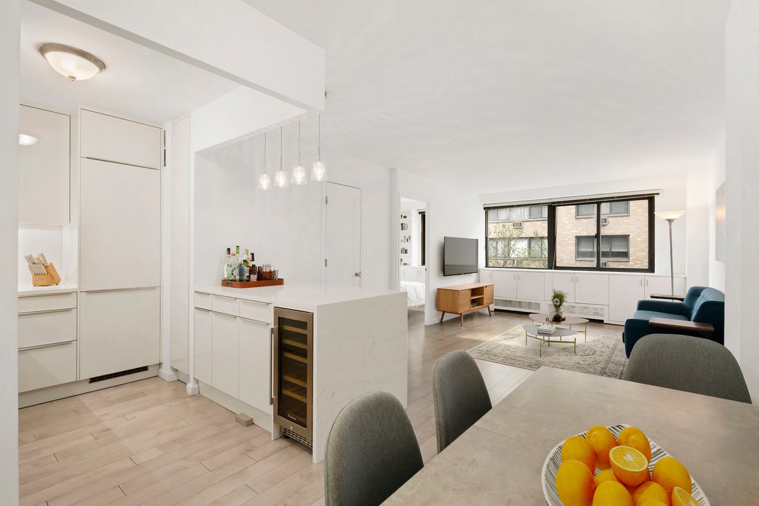 Co Op in New York, New York, United States 1 - 18101544