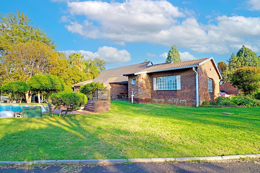 Land in Sandton, Gauteng, South Africa 2 - 18094084
