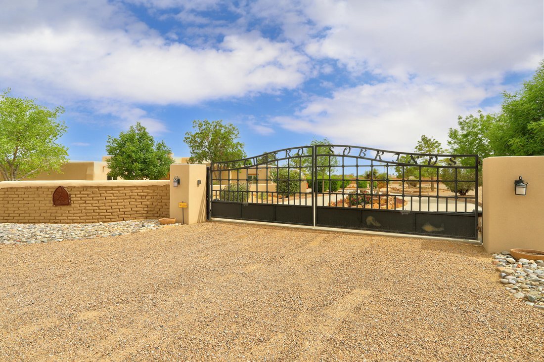 House in Corrales, New Mexico, United States 2 - 18108134