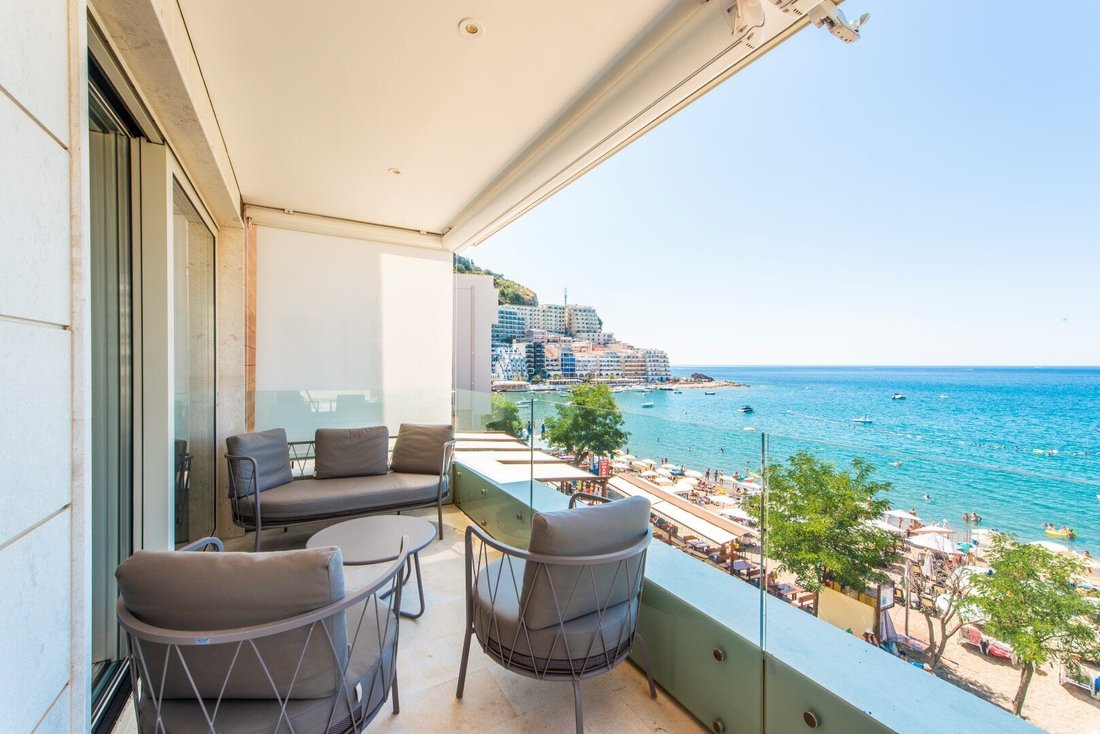 Apartment in Rafailovići, Budva Municipality, Montenegro 2 - 18093680