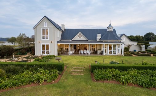 House in Hilton, KwaZulu-Natal, South Africa 1
