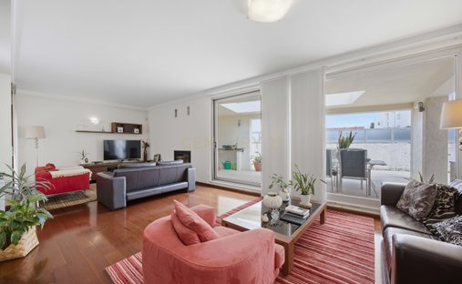 Villa in Mafamude und Vilar do Paraiso, Distrikt Porto, Portugal 1