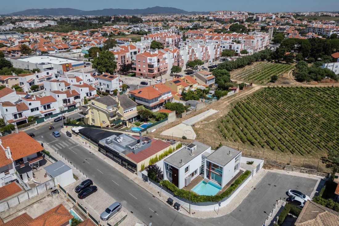 Villa in Carcavelos e Parede, Lisbon, Portugal 5 - 18098770