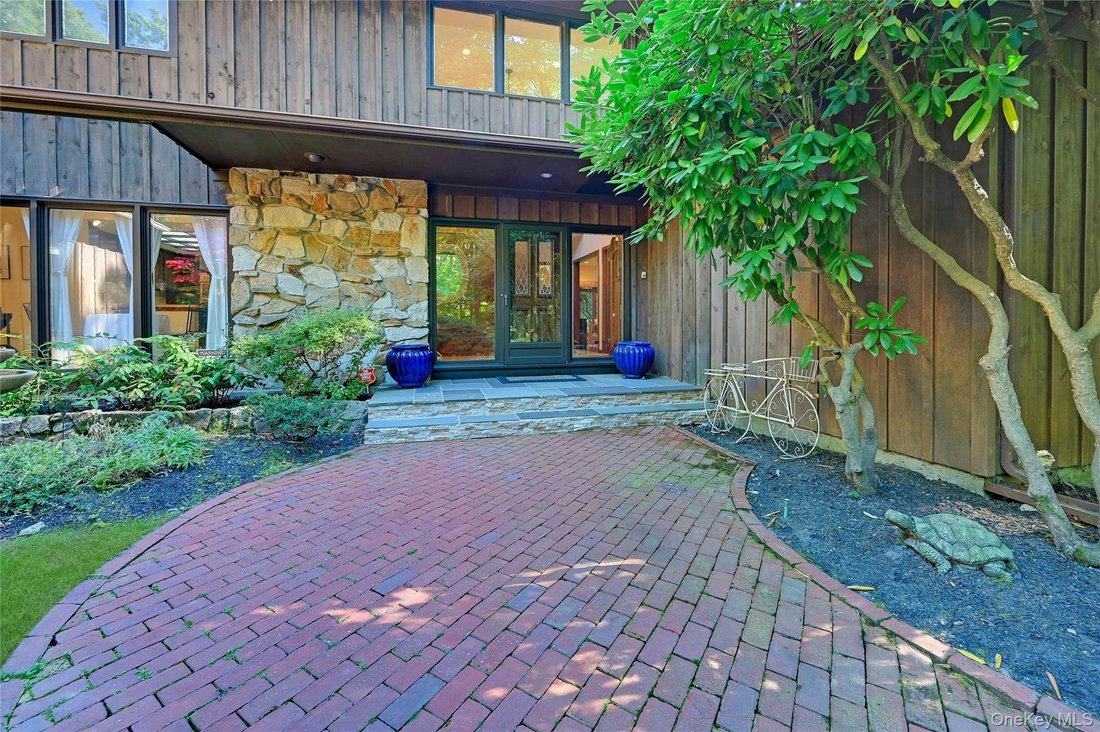 House in Port Jefferson, New York, United States 1 - 18093817