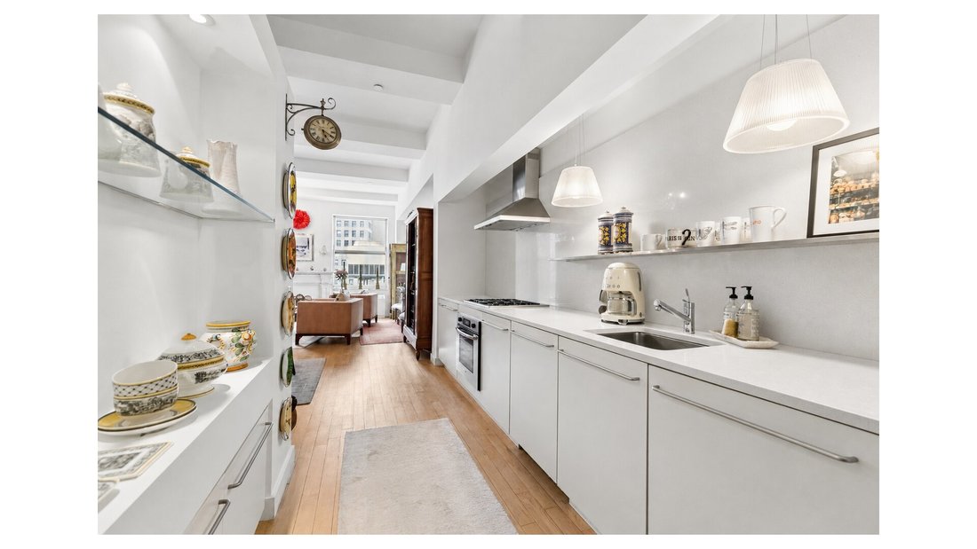 Condo in New York, New York, United States 4 - 18092858