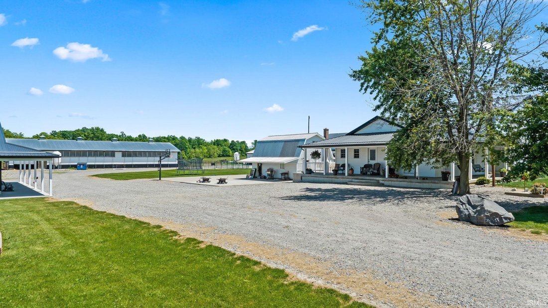 House in Hamilton, Indiana, United States 3 - 18017474