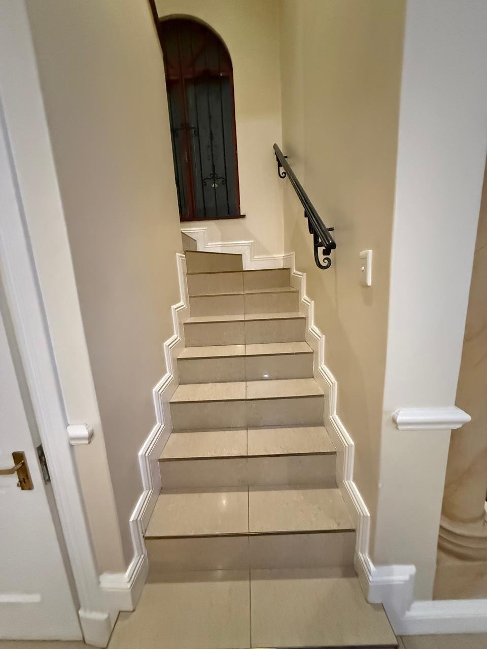 Apartment in Illovo, Chislehurston, Gauteng 5 - 18099639