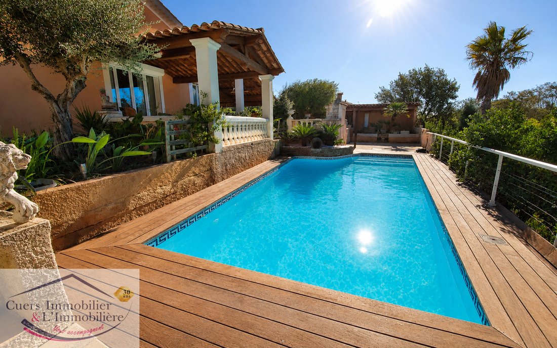 Villa in Les Rayols-Saint Lazare-Les Bousquets, Cuers, France 1 - 16625419
