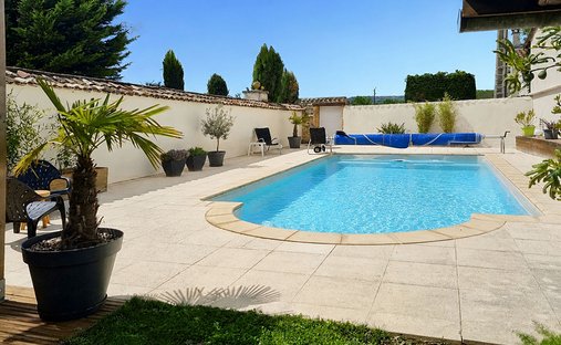 Villa in Les Cheres, Auvergne-Rhône-Alpes, France 1