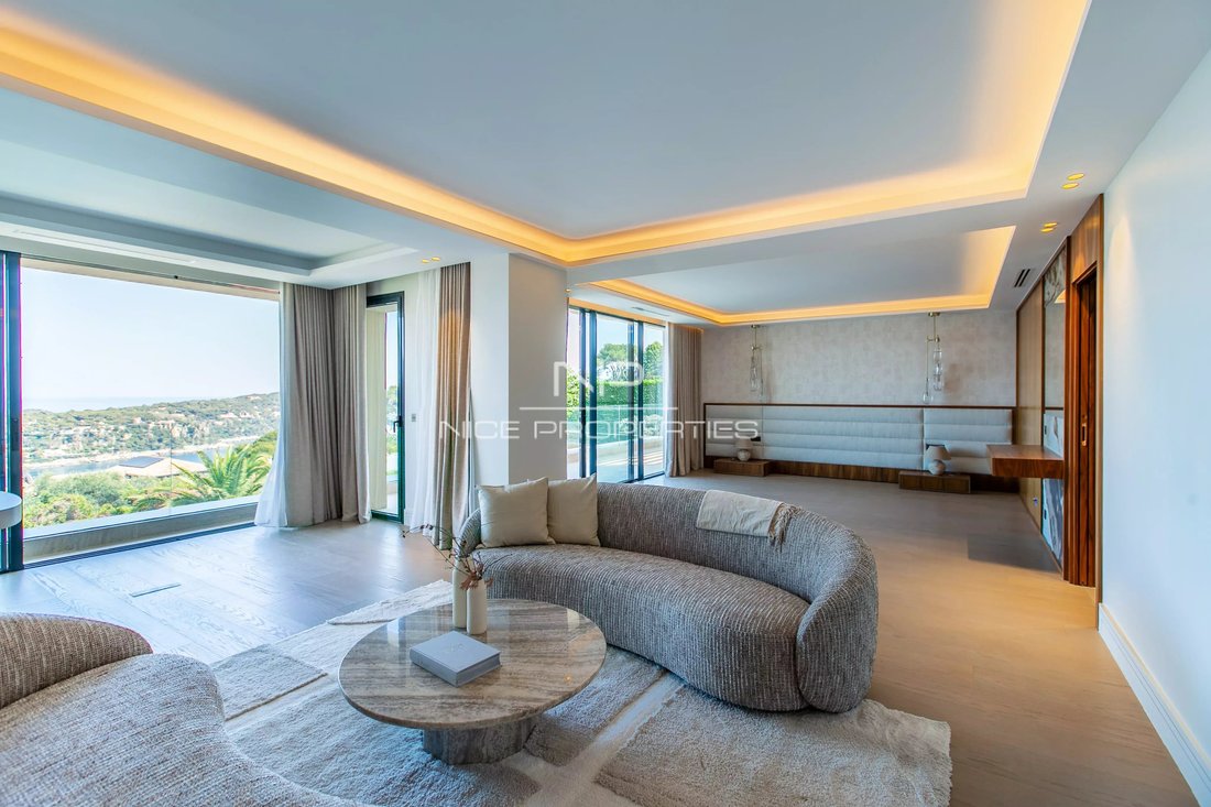 Villa in Mont Boron, Nice, Provence-Alpes-Côte d'Azur 4 - 18096608