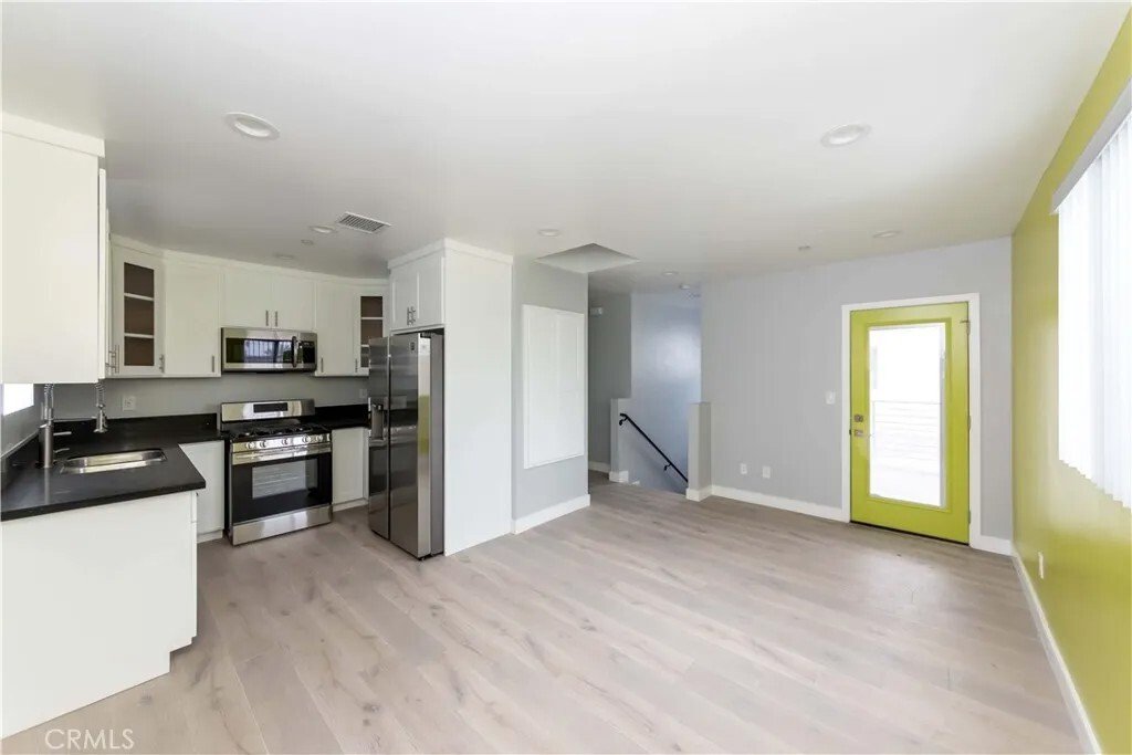 Condo in Los Angeles, California, United States 4 - 18091772