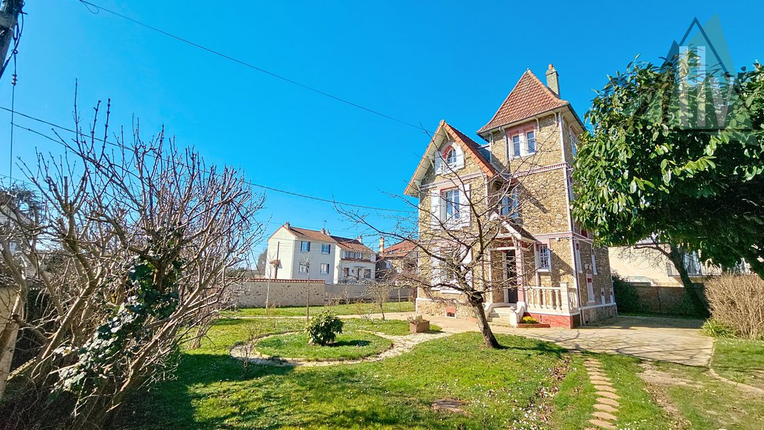 Villa in Brou-sur-Chantereine, Île-de-France, Frankreich 1 - 18092640