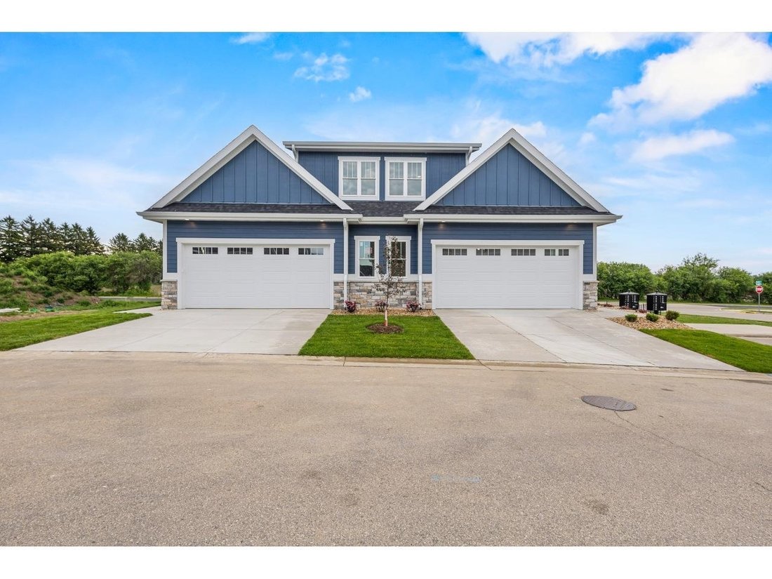 Townhouse in Waunakee, Wisconsin, United States 1 - 18094695