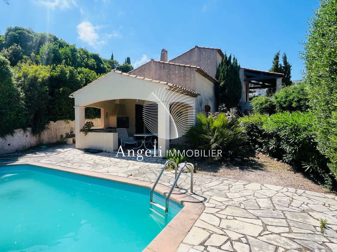 Villa in Frejus, Provence-Alpes-Côte d'Azur, France 2 - 18096508