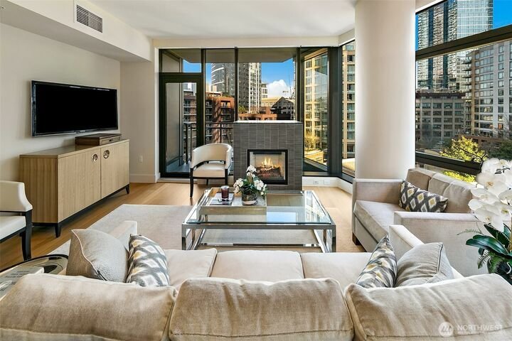 Condo in Seattle, Washington, United States 1 - 18104642