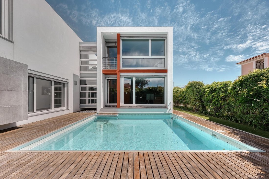 Villa in Carcavelos e Parede, Lisbon, Portugal 2 - 18098770
