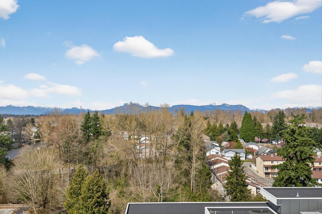 Condo in Langley Township, British Columbia, Canada 4 - 18096448
