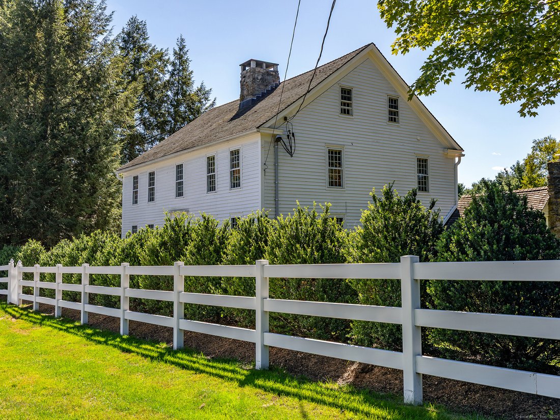 House in Woodbury, Connecticut, United States 3 - 16548247