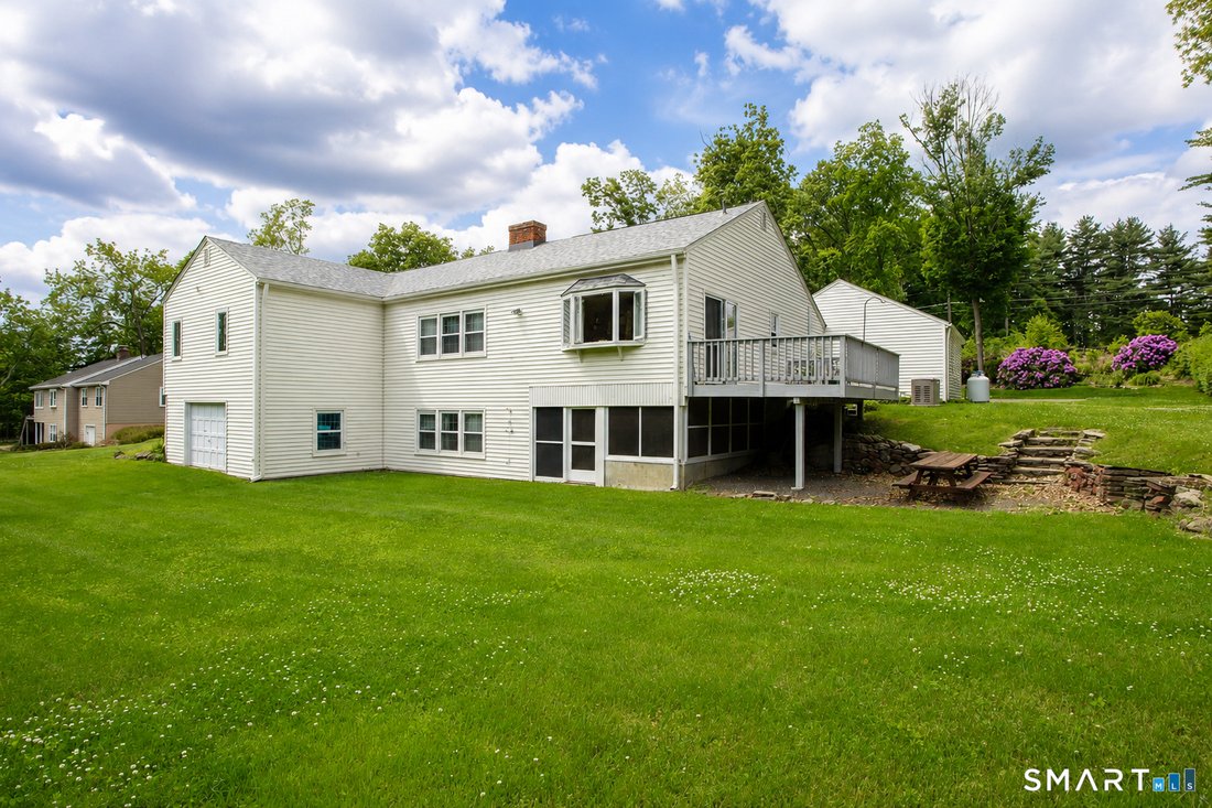 House in East Granby, Connecticut, United States 4 - 18105023