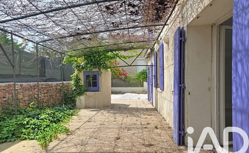 House in Toulon, Provence-Alpes-Côte d'Azur, France 1