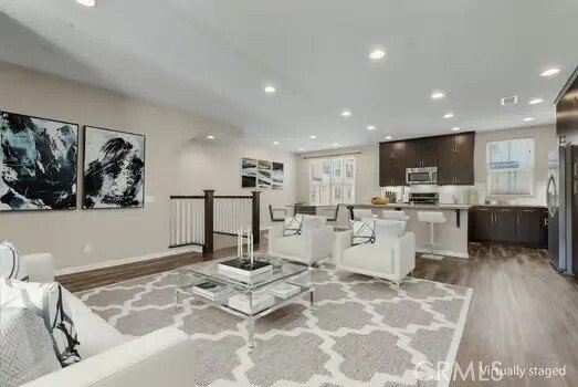 Townhouse in Irvine, California, United States 5 - 18091798