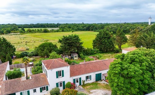 Casa a Saint-Pierre-d'Oléron, Nuova Aquitania, Francia 1