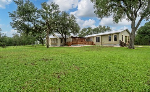 House in Dale, Texas, United States 1