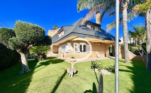 Chalet in l'Eliana, Valencian Community, Spain 1