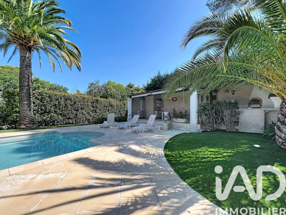 House in Mougins, Provence-Alpes-Côte d'Azur, France 2 - 18100109