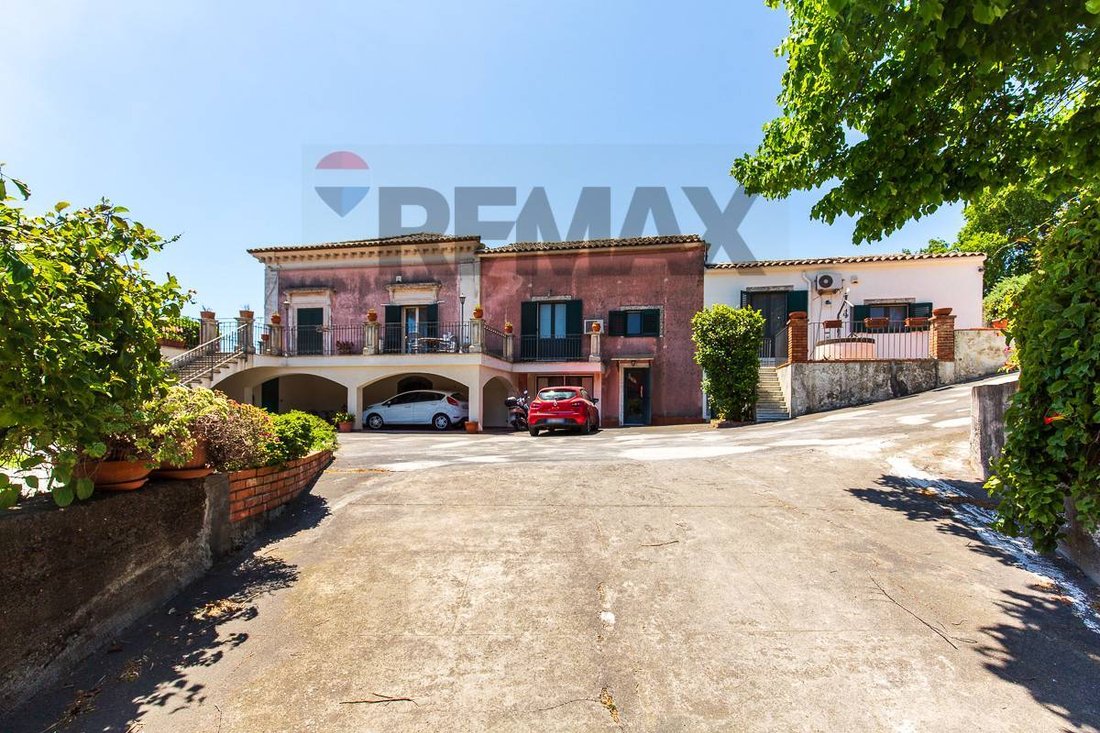 Villa in San Gregorio di Catania, Sicily, Italy 3 - 18097344