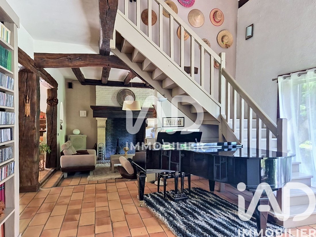 House in Chaumes-en-Brie, Ile-de-France, France 3 - 18100120