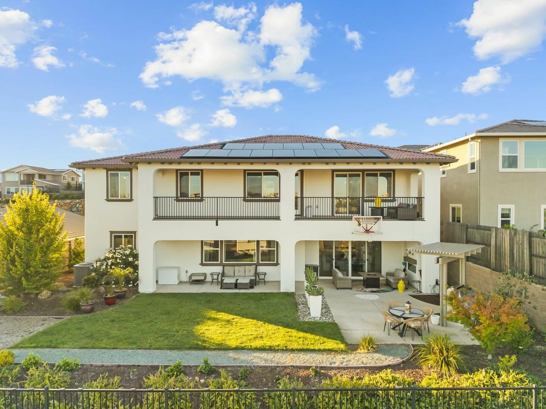 House in Folsom, California, United States 4 - 18099021
