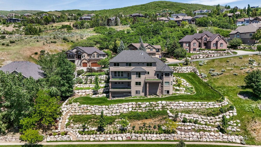 House in Bountiful, Utah, United States 1 - 18102419