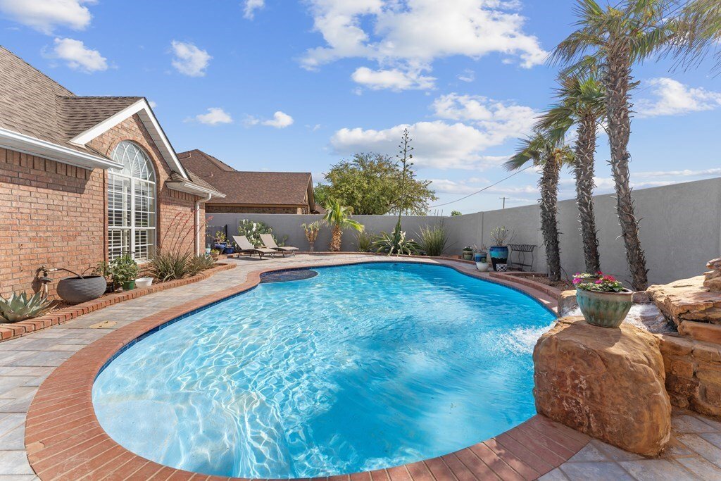 House in West Odessa, Texas, United States 3 - 18108194