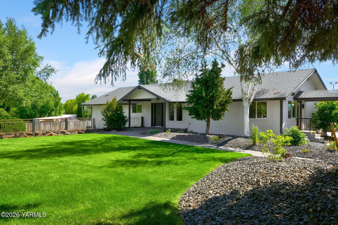 House in Selah, Washington, United States 2 - 18097813