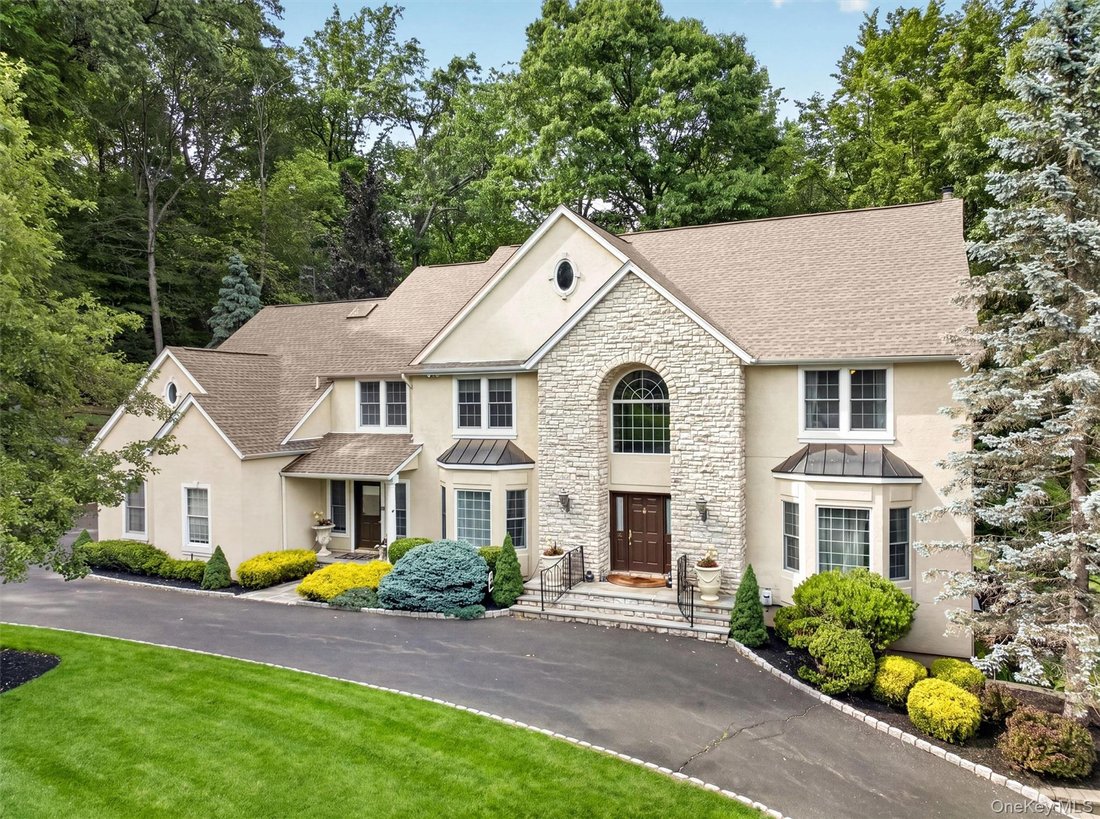 House in New City, New York, United States 1 - 18101037