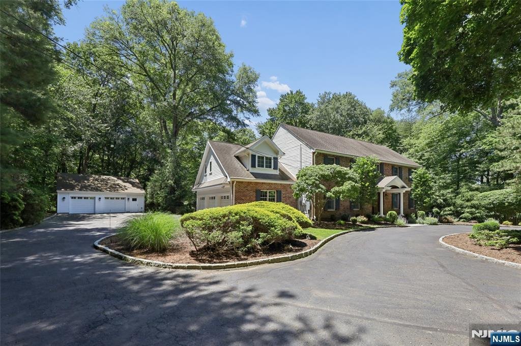 House in Demarest, New Jersey, United States 2 - 18105180