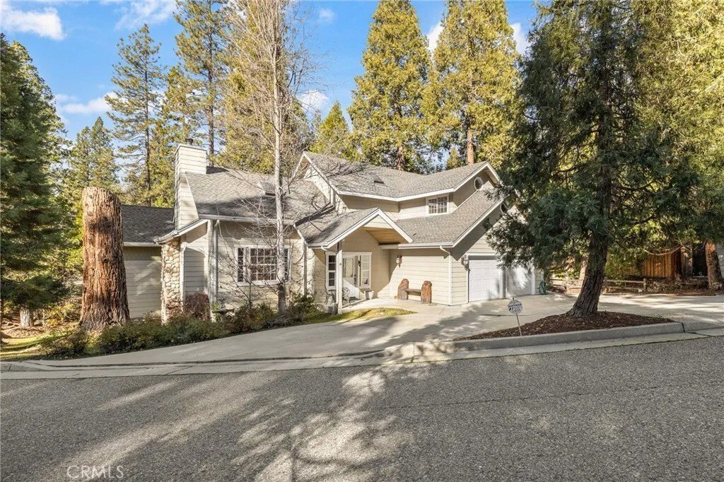 House in Bass Lake, California, United States 3 - 16818763