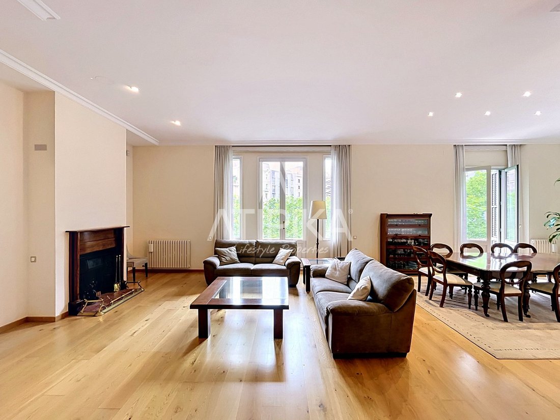 Apartment in Eixample, Barcelona, Spain 3 - 18096432