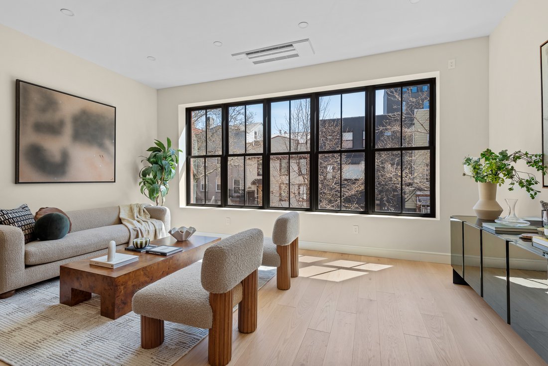 House in New York, New York, United States 1 - 18101533
