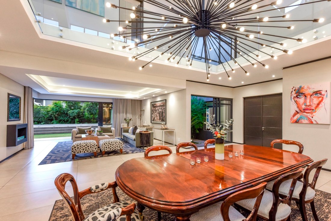 House in Sandton, Gauteng, South Africa 5 - 18095738