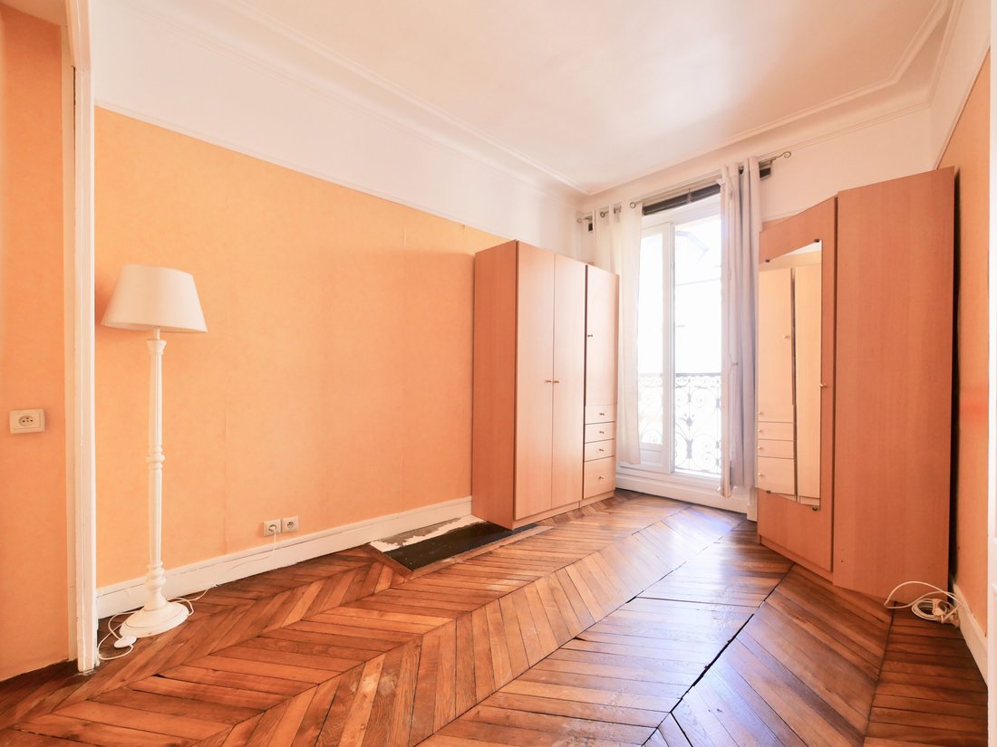 Apartment in Palais Royal, Paris 1er Arrondissement, Paris 4 - 18096172