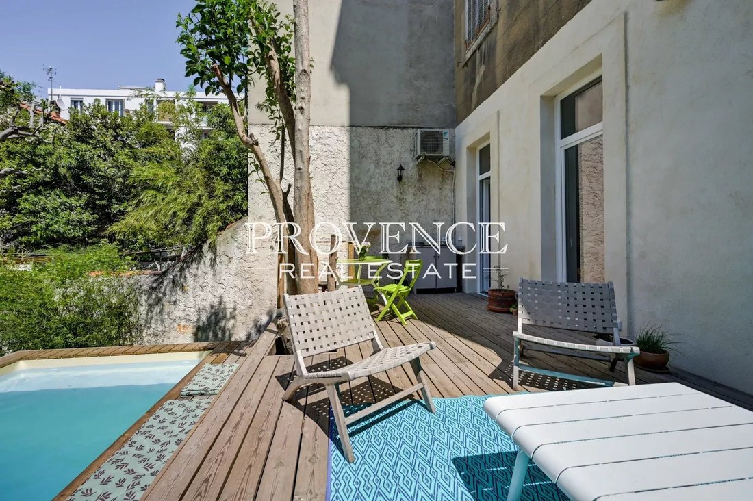 Apartment in La Conception, 5e Arrondissement, Marseille 2 - 18103345