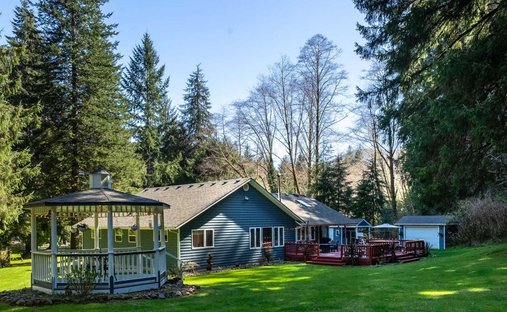House in Bay City, Oregon, United States 1