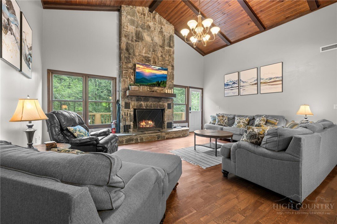 House in Banner Elk, North Carolina, United States 3 - 18091032