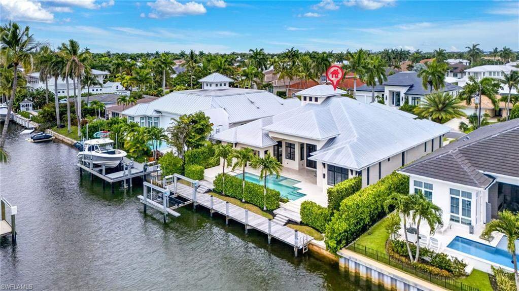 House in Naples, Florida, United States 3 - 18107884