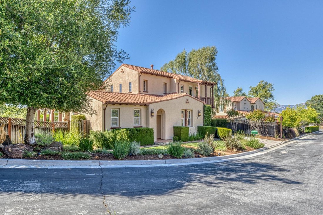 House in Gilroy, California, United States 1 - 18098329