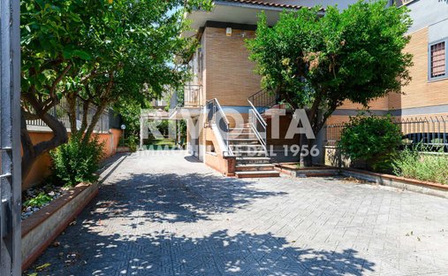 Villa in Casetta Mattei - Corviale, Rome, Italy 1